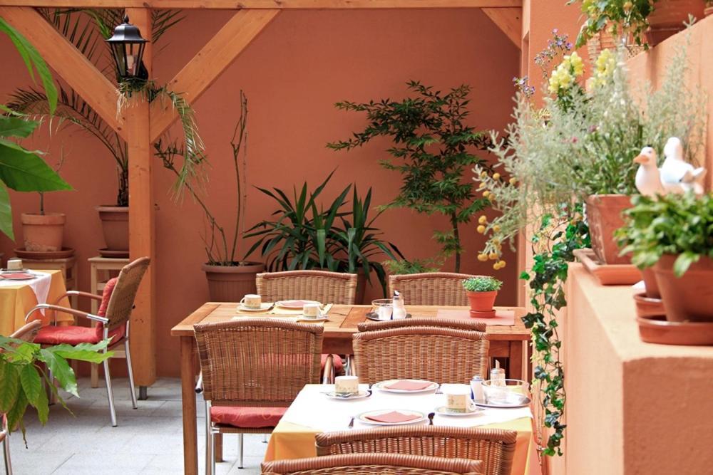 Hotel Zum Roemer Uberlingen Exterior foto